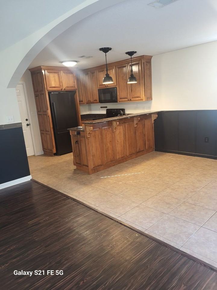 4756 Stonewall Cir - Photo 7 of 20