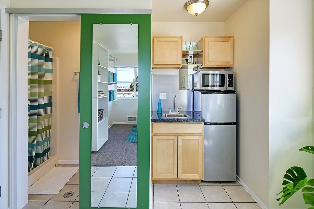 Convenient Apartments on Cap Hill! - Photo 3 of 27