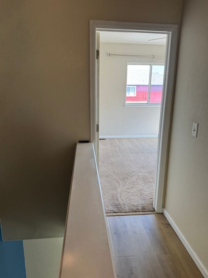 12023 Monaco St - Photo 4 of 36