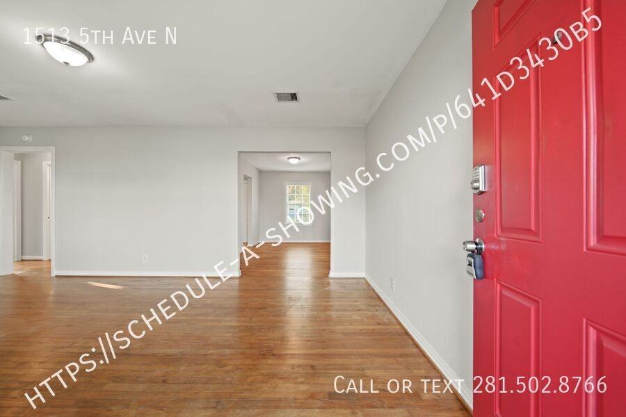 1513 5th Ave N - Photo 3 of 14