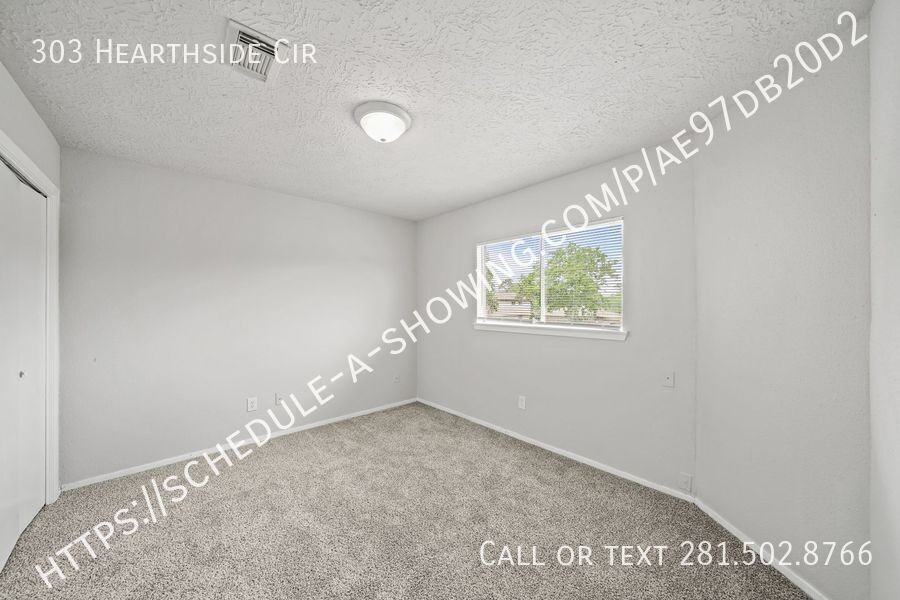 303 Hearthside Cir - Photo 6 of 12