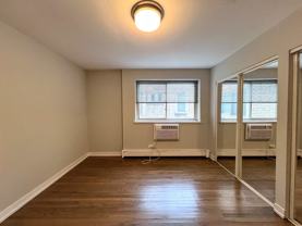 528 W Oakdale Ave #427 - Photo 1 of 1