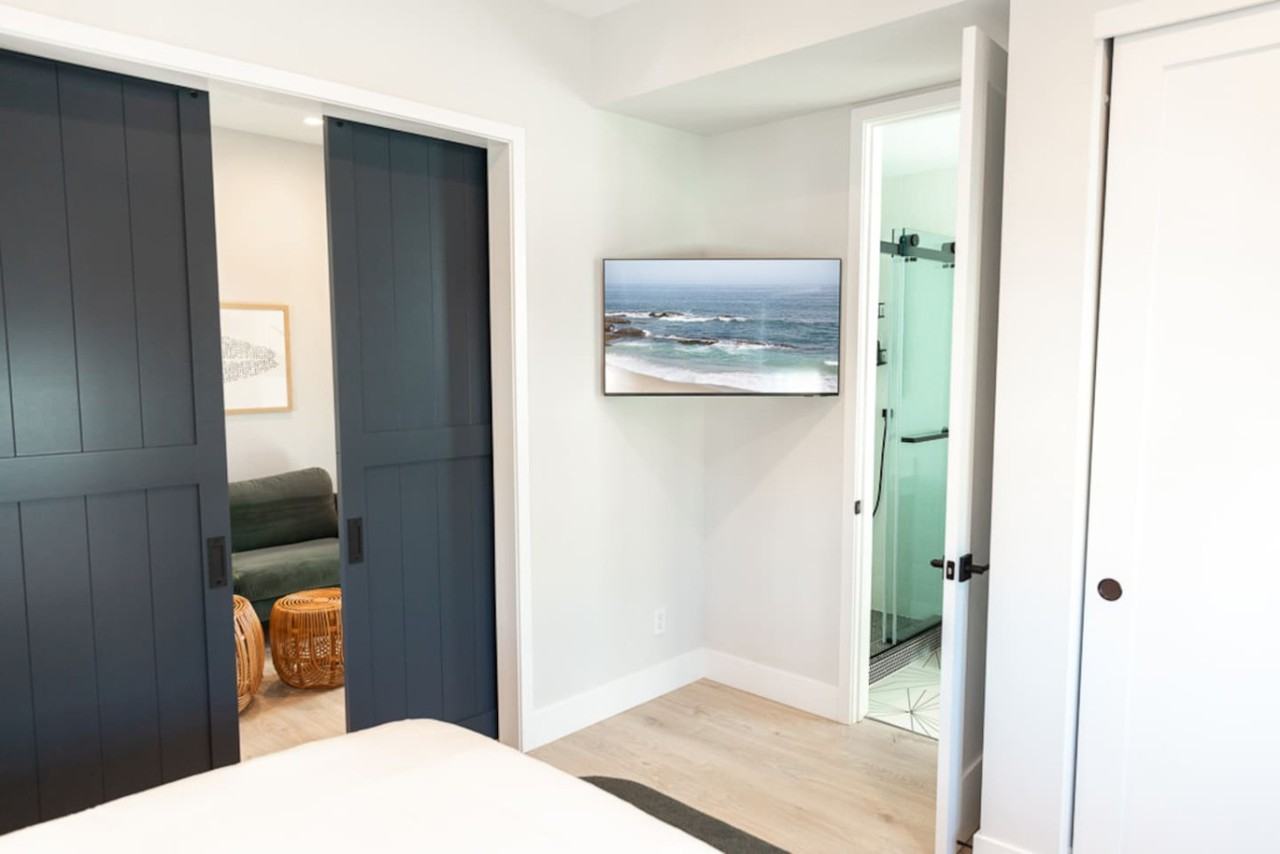 227 1st St #3 - Photo 7 of 26