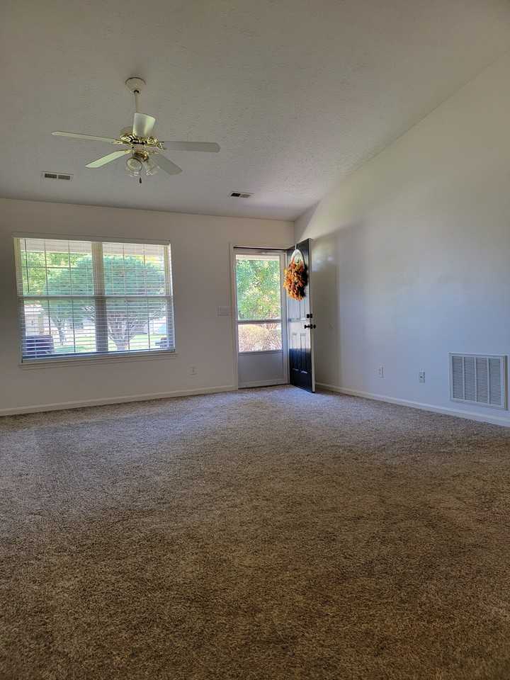 1216 Pebble Creek Dr #NA - Photo 2 of 25