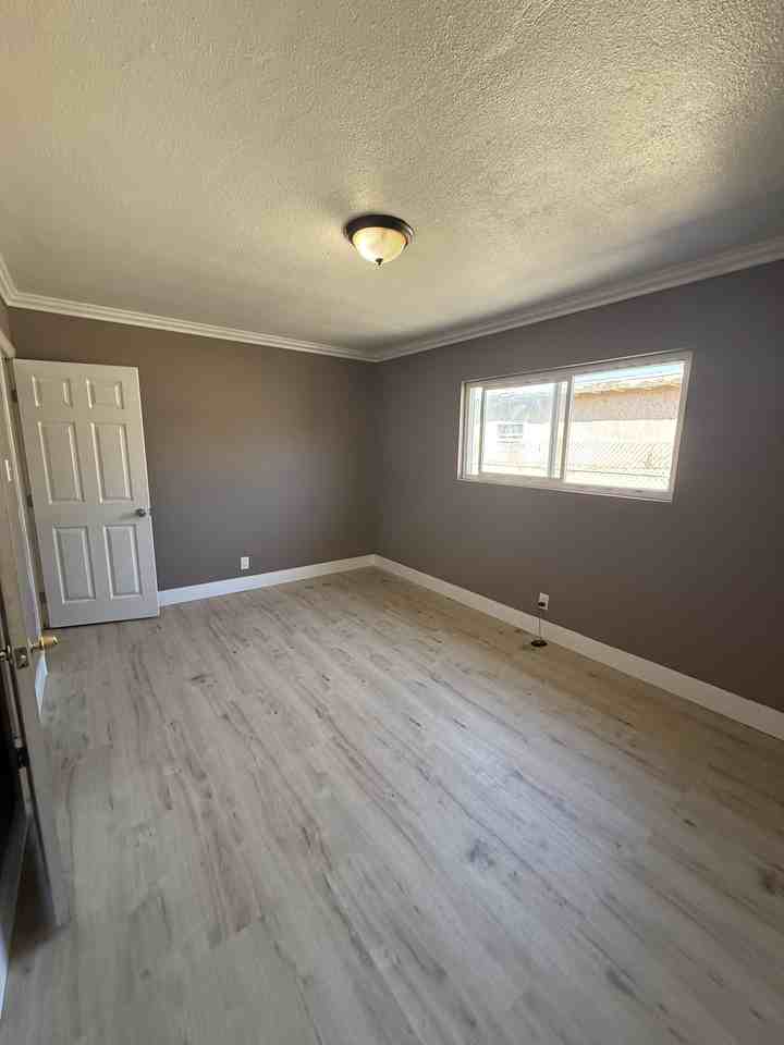 1250 E 87th St #NA - Photo 3 of 13