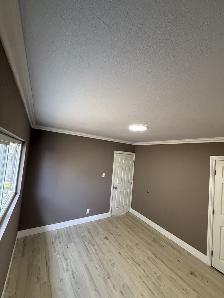 1250 E 87th St #NA - Photo 5 of 13