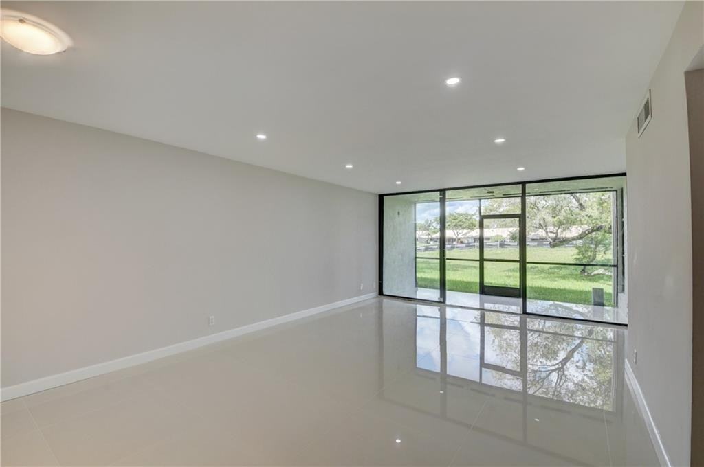 6417 La Costa Dr #104 - Photo 4 of 16