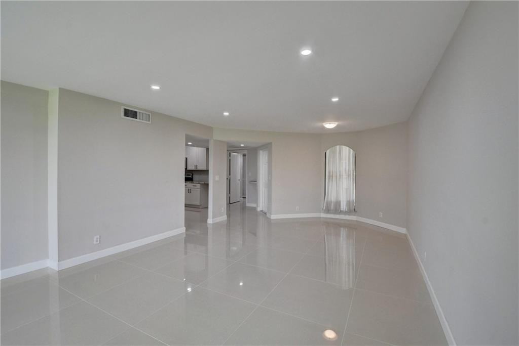 6417 La Costa Dr #104 - Photo 6 of 16