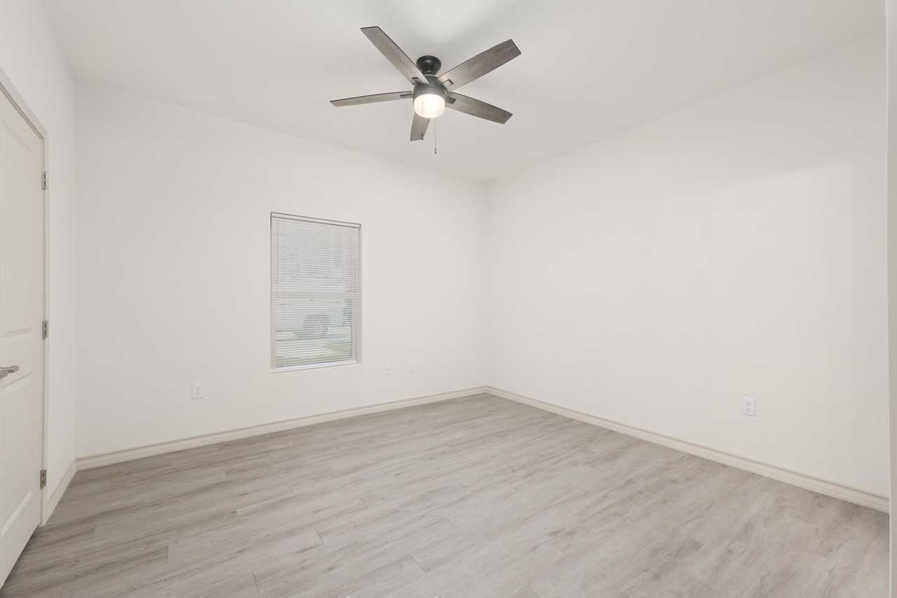 2107 Village Center Dr #2 - Photo 5 of 13