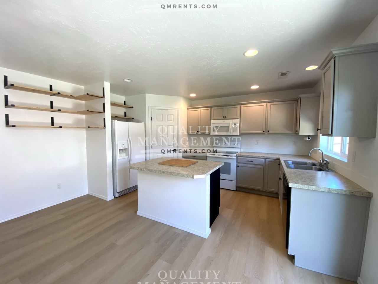 784 Jarbidge Ave #NA - Photo 2 of 18