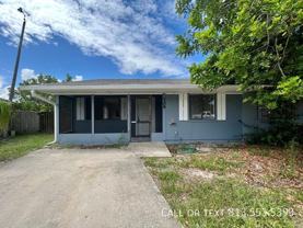 709 45th St E - Photo 1 of 1