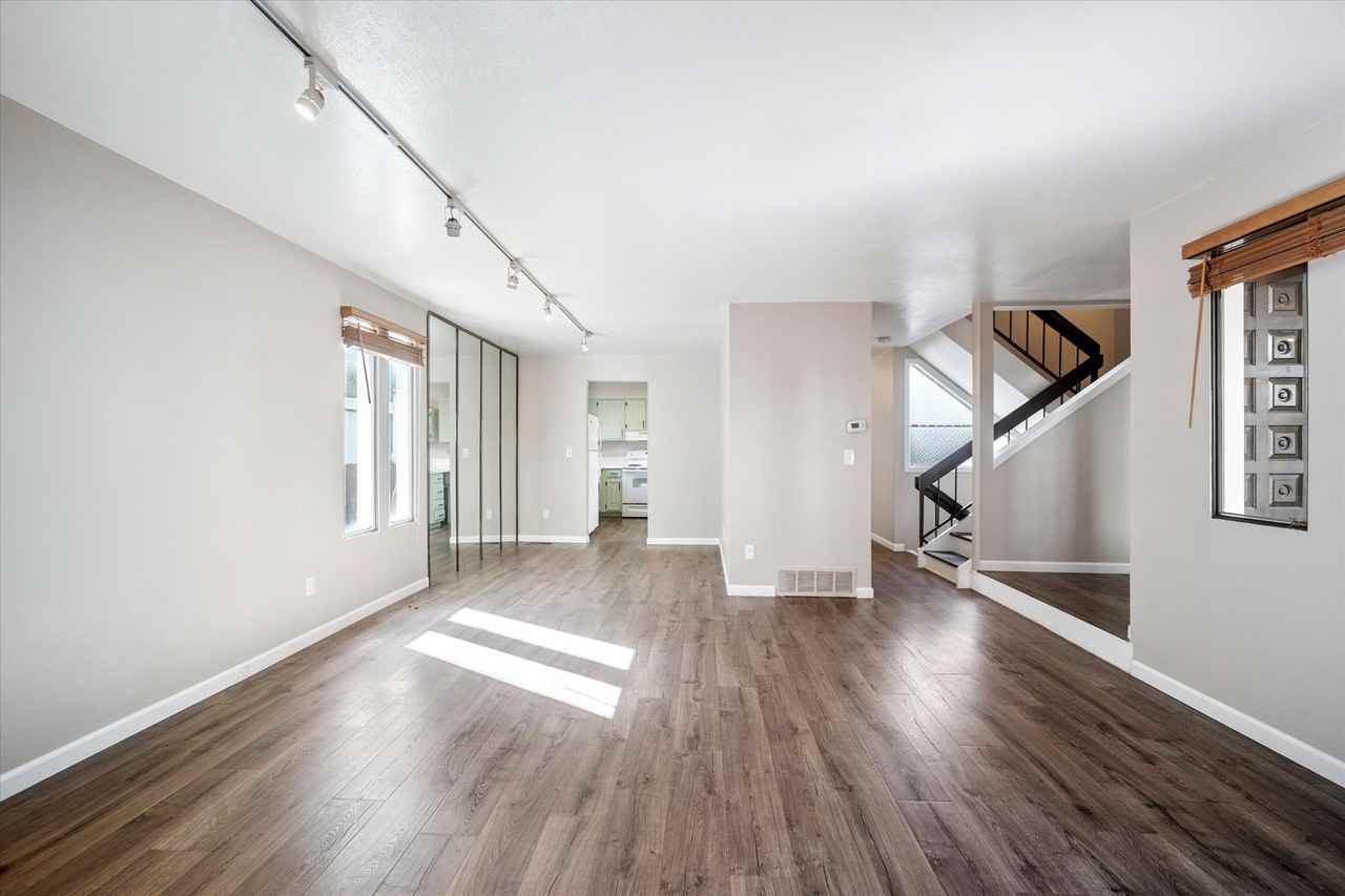 1050 S Monaco Street Pkwy #83 - Photo 5 of 27