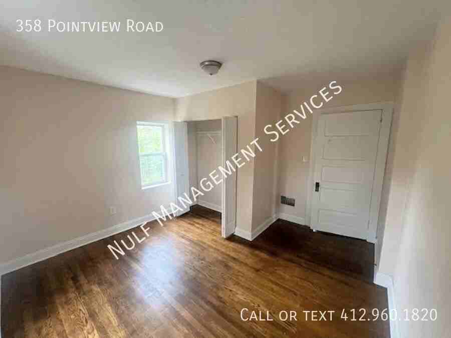 358 Pointview Road - Photo 7 of 12