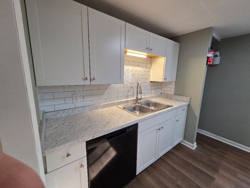 2422/2424 Tinnell Ct #2424 - Photo 2 of 18