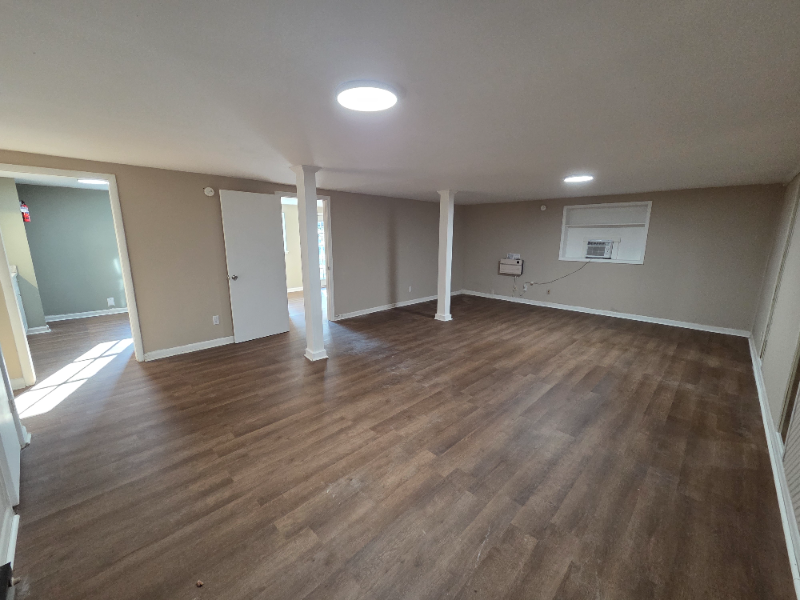 2422/2424 Tinnell Ct #2424 - Photo 4 of 18