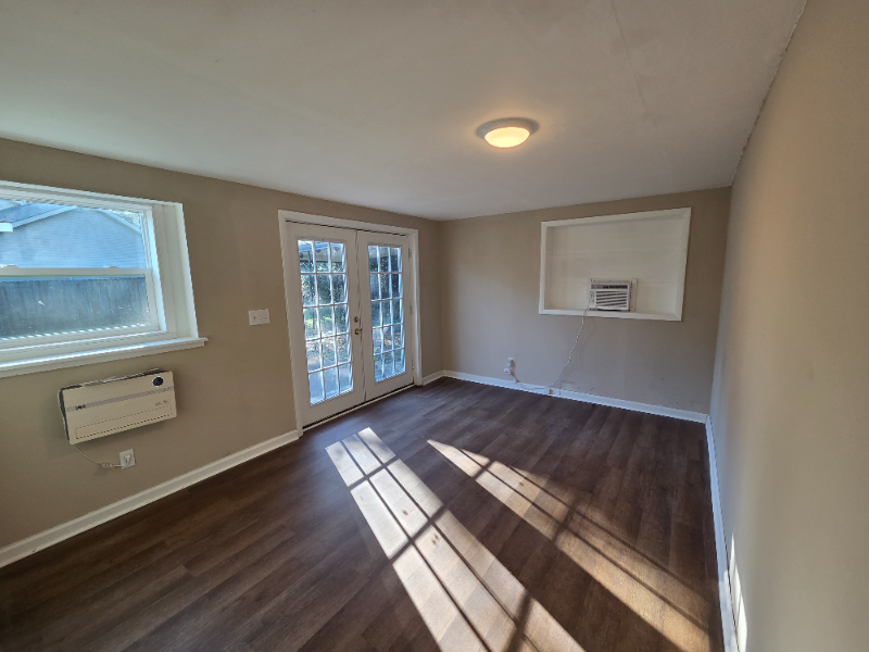 2422/2424 Tinnell Ct #2424 - Photo 6 of 18