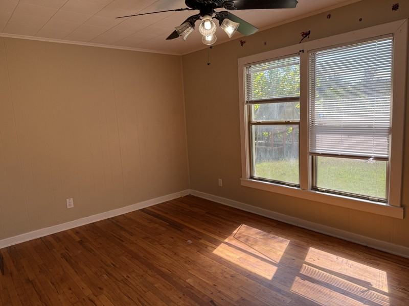 609 Lane Lane - Photo 7 of 18