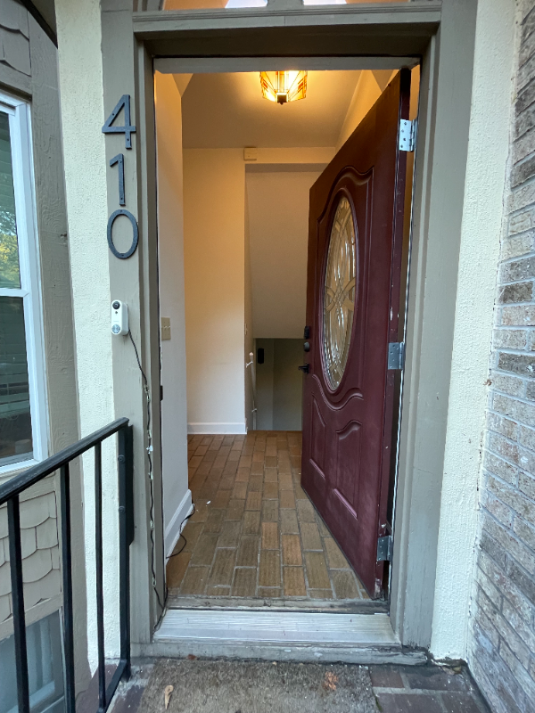 410 Drexel Ave - Photo 3 of 18