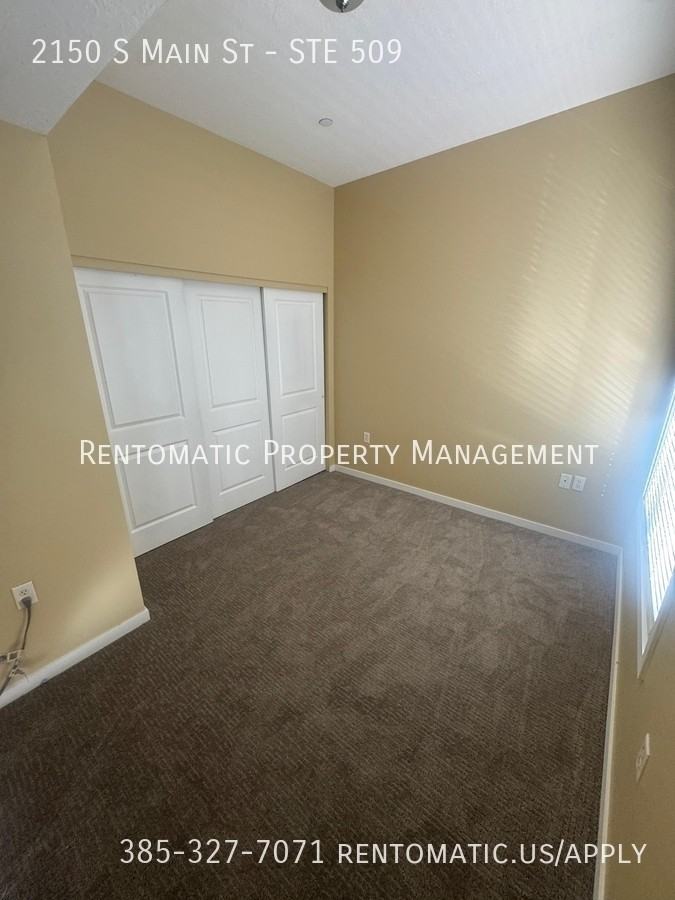 2150 S Main St - Photo 2 of 13