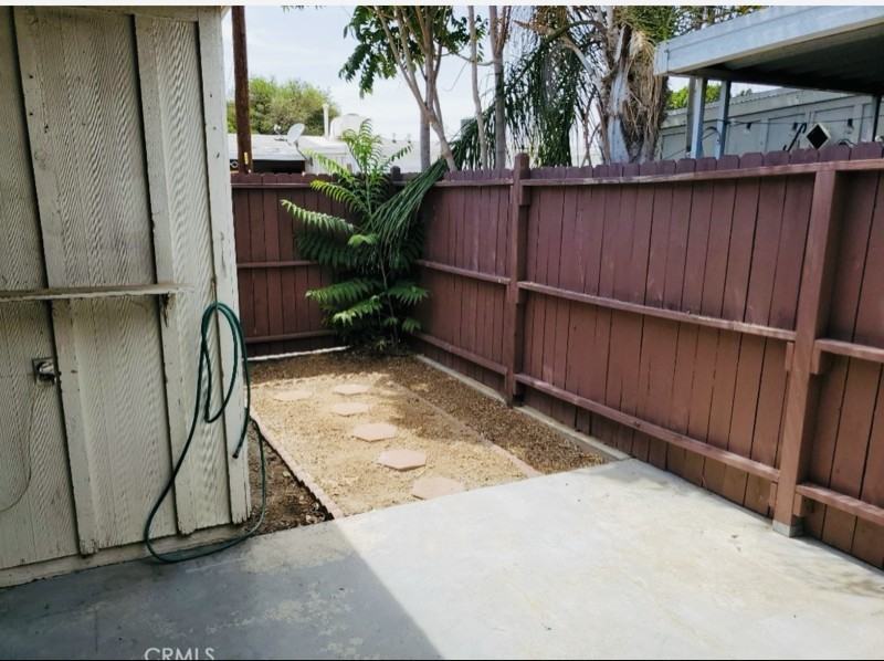 27227 Sun City Blvd - Photo 6 of 8