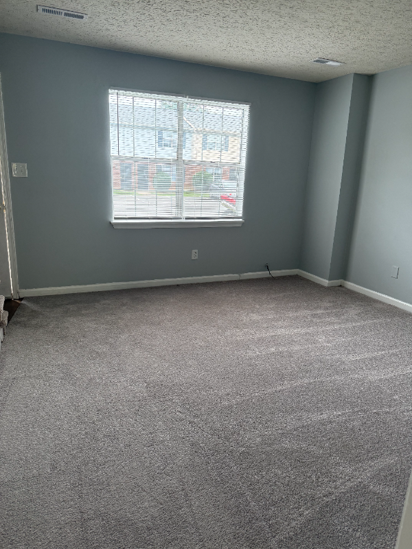 53 Ferguson Dr - Photo 7 of 10