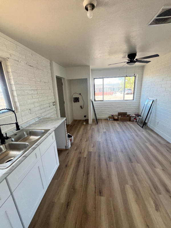 901 E Georgia St - Photo 2 of 9