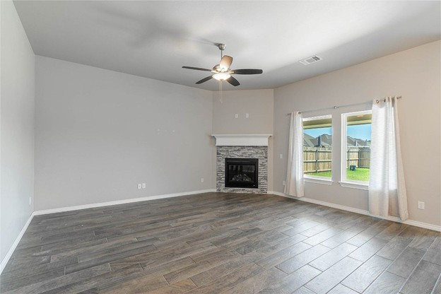 12916 Sw 6th St - Photo 3 of 19