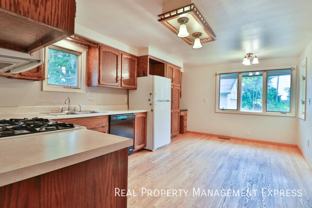 47704 69th St - Photo 1 of 1
