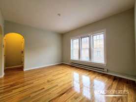 6205 West Barry Avenue #N3 - Photo 1 of 1