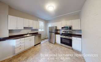 60 Dana St #8 - Photo 1 of 1