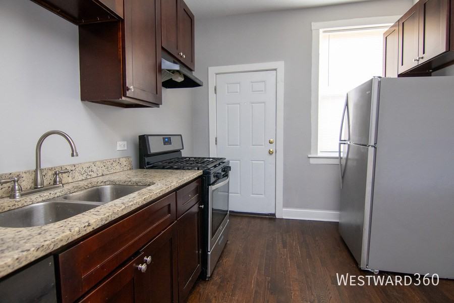 5610 S Michigan Ave #3N - Photo 4 of 19