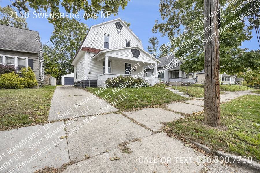 2110 Swensberg Ave Ne - Photo 2 of 18