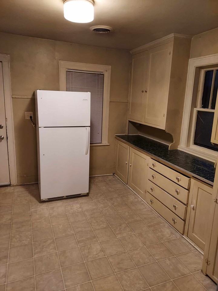 Jefferson Street #720 - Photo 6 of 8