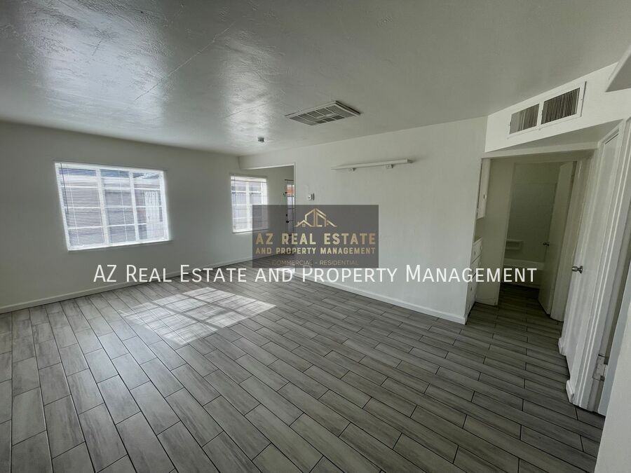 7210 N 55th Dr - Photo 2 of 22