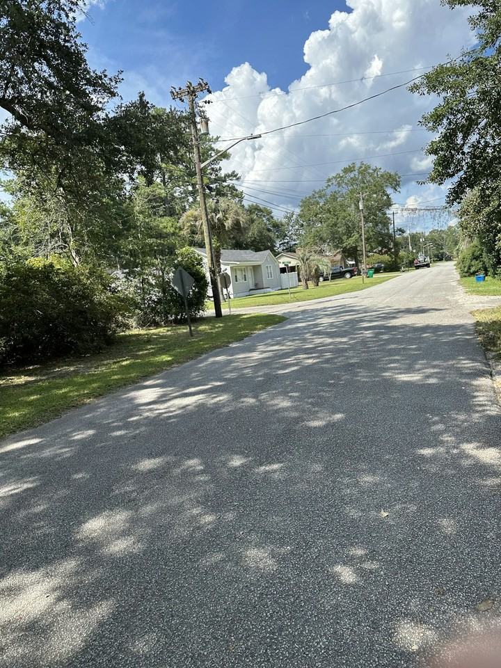 2501 Redwood Street - Photo 3 of 10