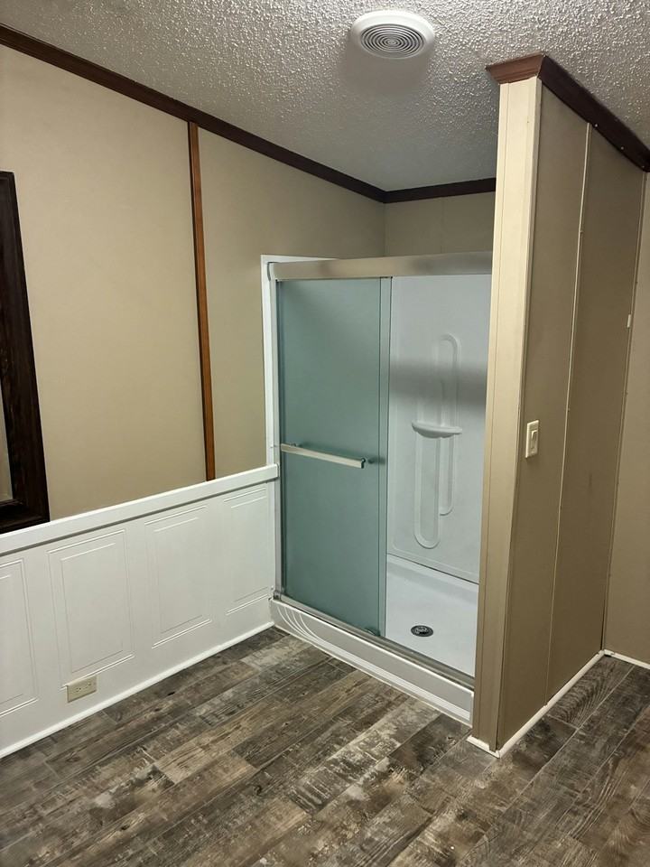 327 Shanklin Road, Unit c - Photo 3 of 11