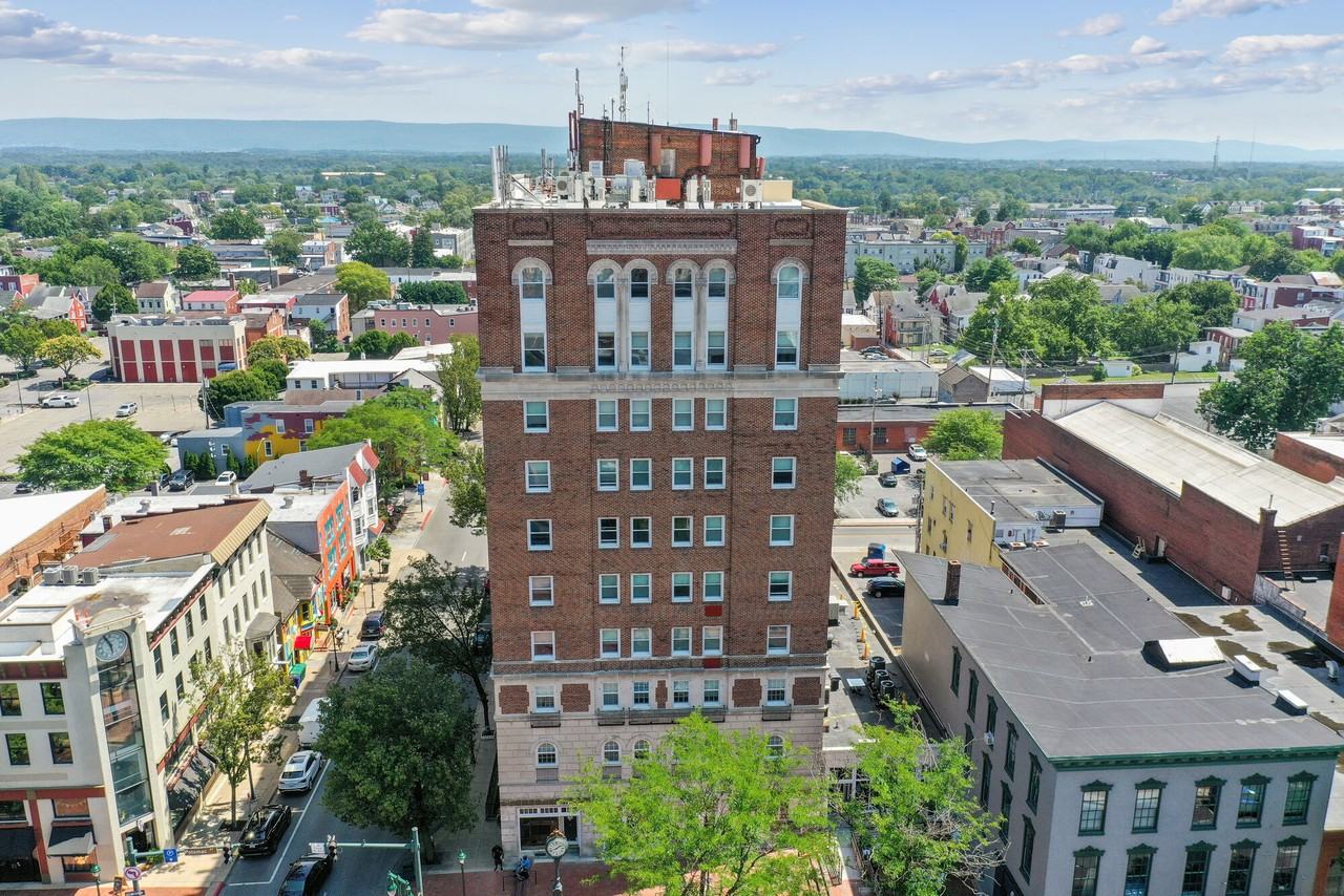 Alexander House - Photo 6 of 7