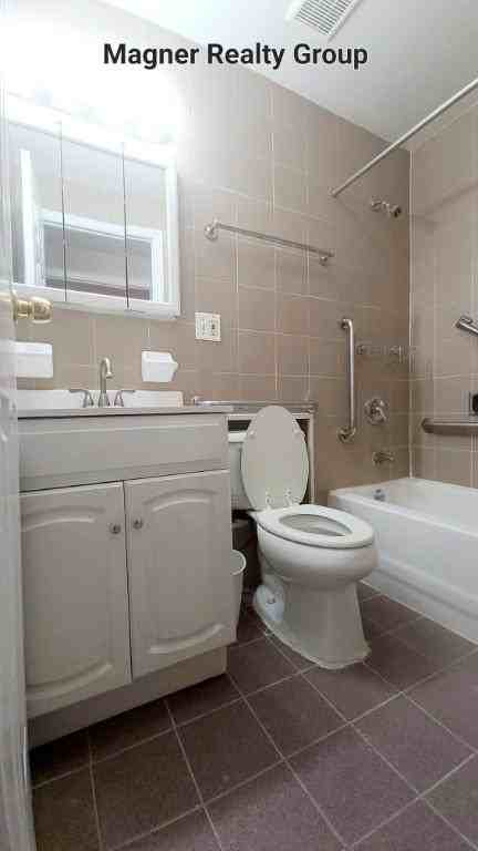 527 80th Street - Photo 6 of 8