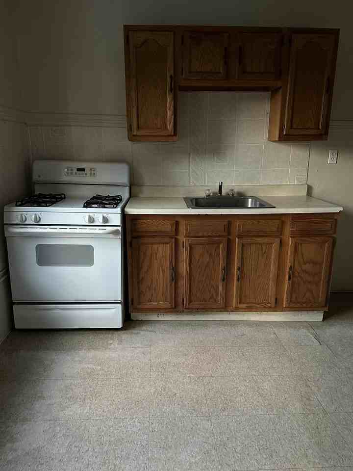 Sorrento Street 66 - Photo 7 of 16