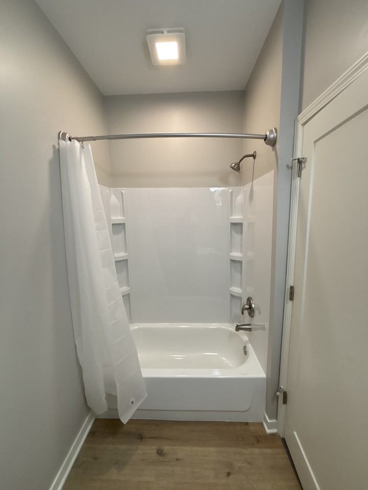 213 North Main Street - Photo 5 of 14