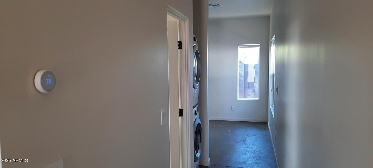 1420 E Almeria Rd - Photo 5 of 10