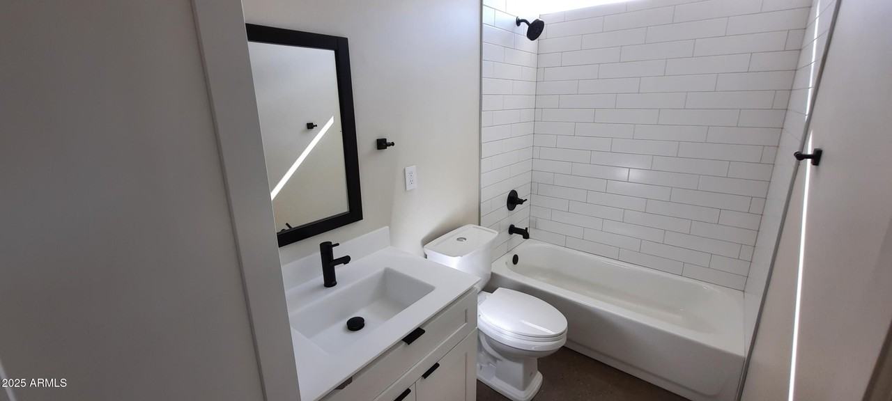 1420 E Almeria Rd - Photo 7 of 10