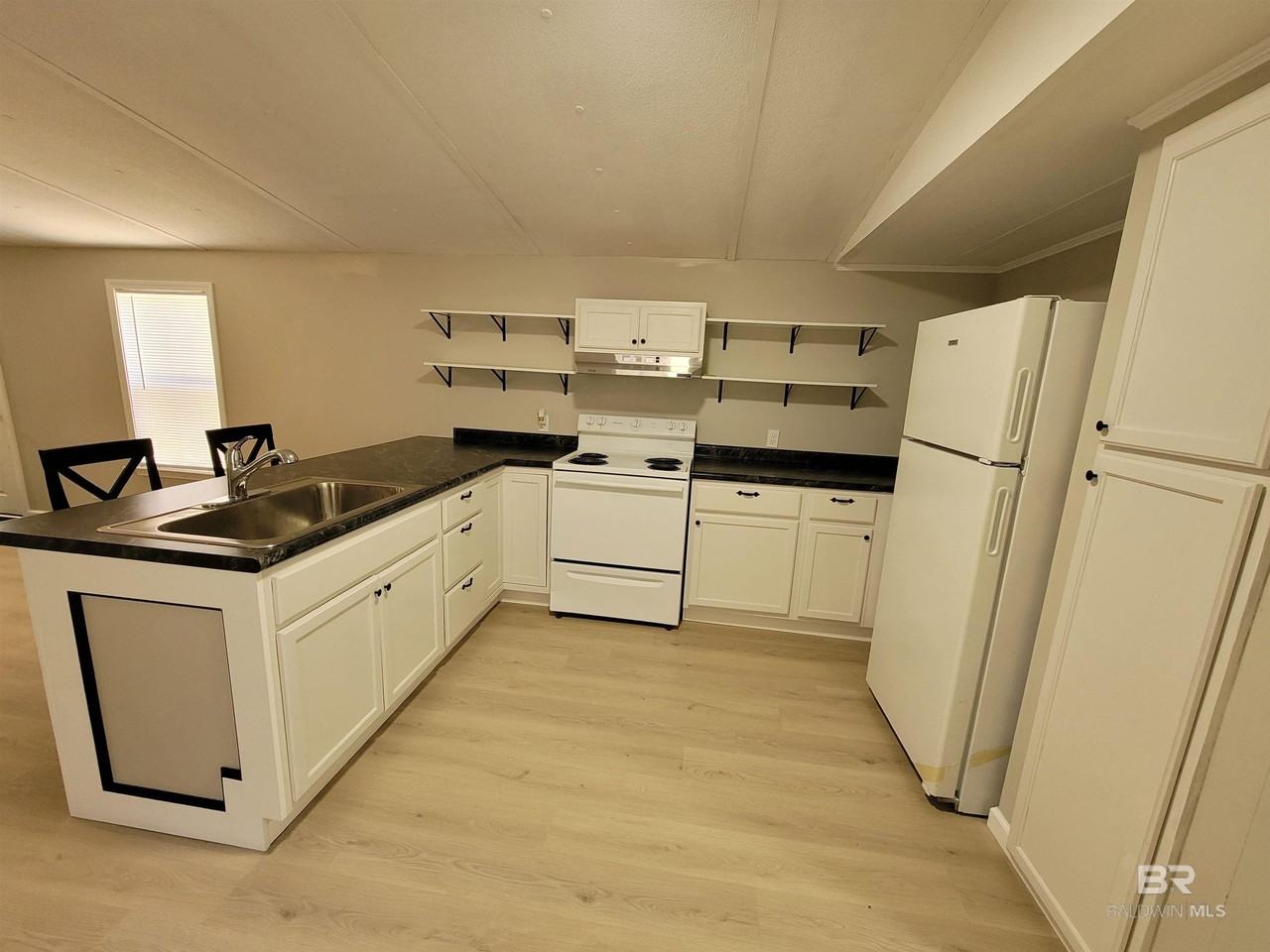 2251 Henrietta Fulford Pl - Photo 6 of 15