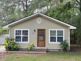 418 Meritta Ave - Photo 1 of 1