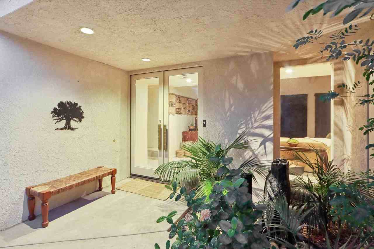 829 Inverness Dr - Photo 2 of 27