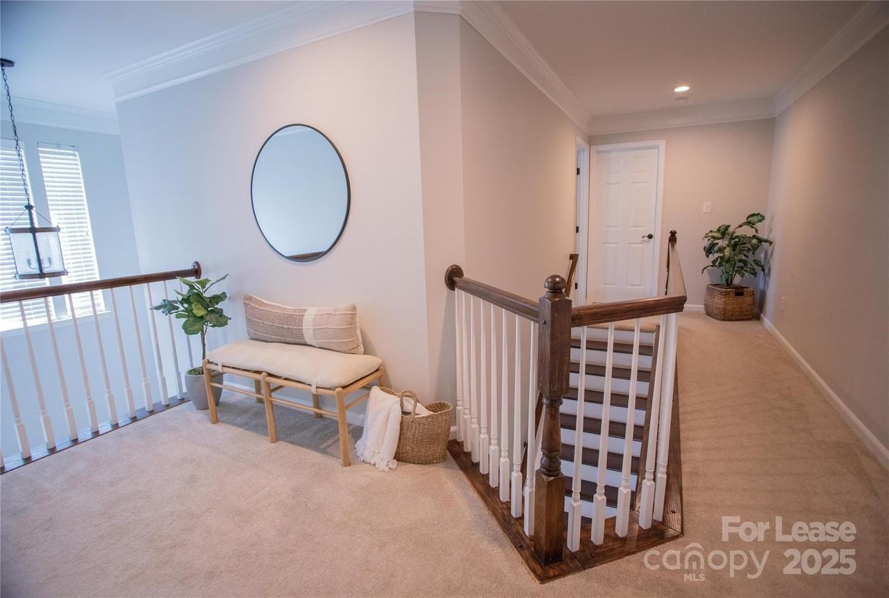 615 Circle Trace Road - Photo 6 of 16