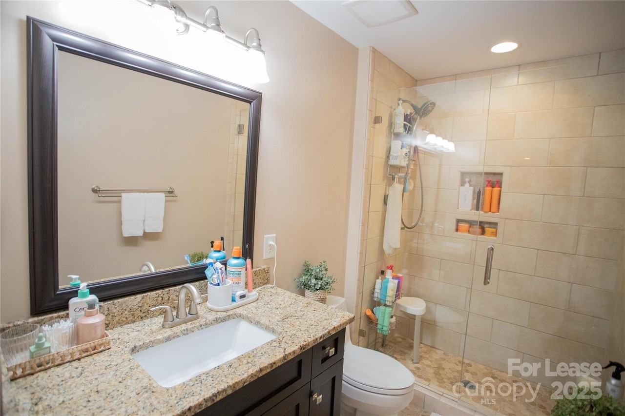 615 Circle Trace Road - Photo 7 of 16