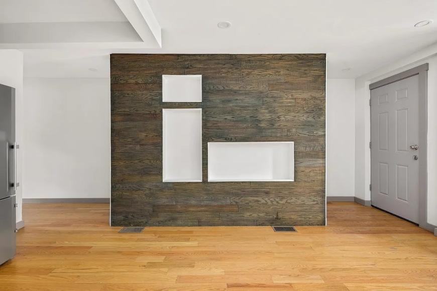 81 Hull Street - Photo 3 of 10