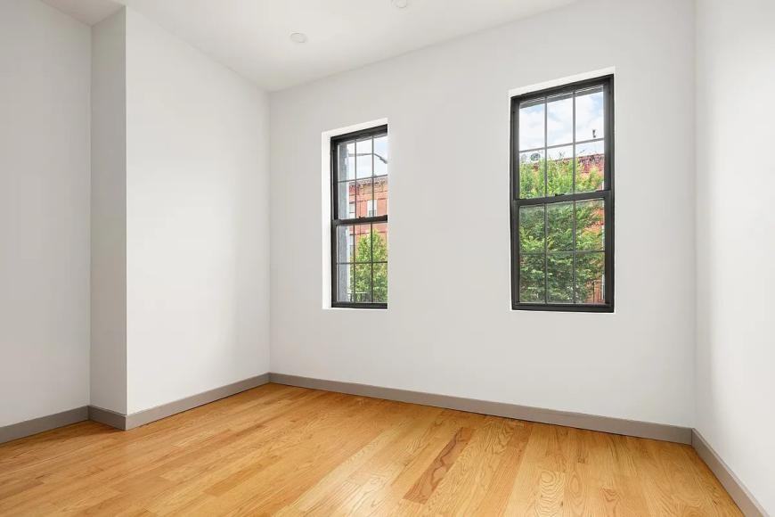 81 Hull Street - Photo 6 of 10