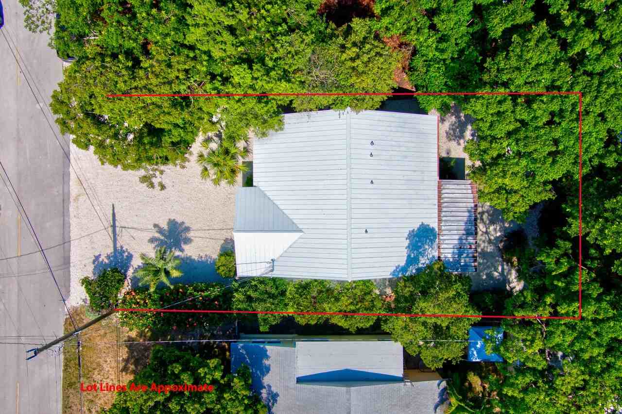 47 Bass Ave - Photo 3 of 41